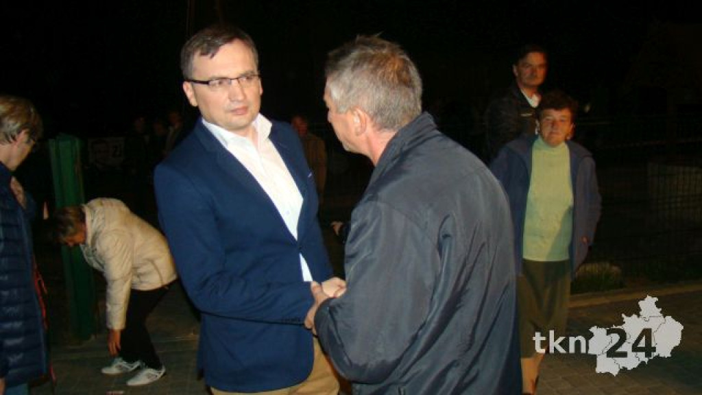 Tłumy witały polityków Zjednoczonej Prawicy w Adamku [wideo, zdjęcia]