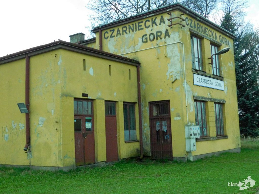 PKP chce się pozbyć dworców z gminy Stąporków [zdjęcia]