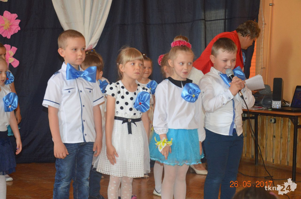 Dzień Mamy i Taty w Małym Przedszkolu w Dziebałtowie [zdjęcia]