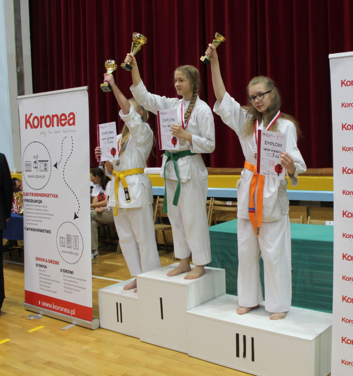 7 medali Koneckiej Sekcji Karate w Kielcach [zdjęcia]