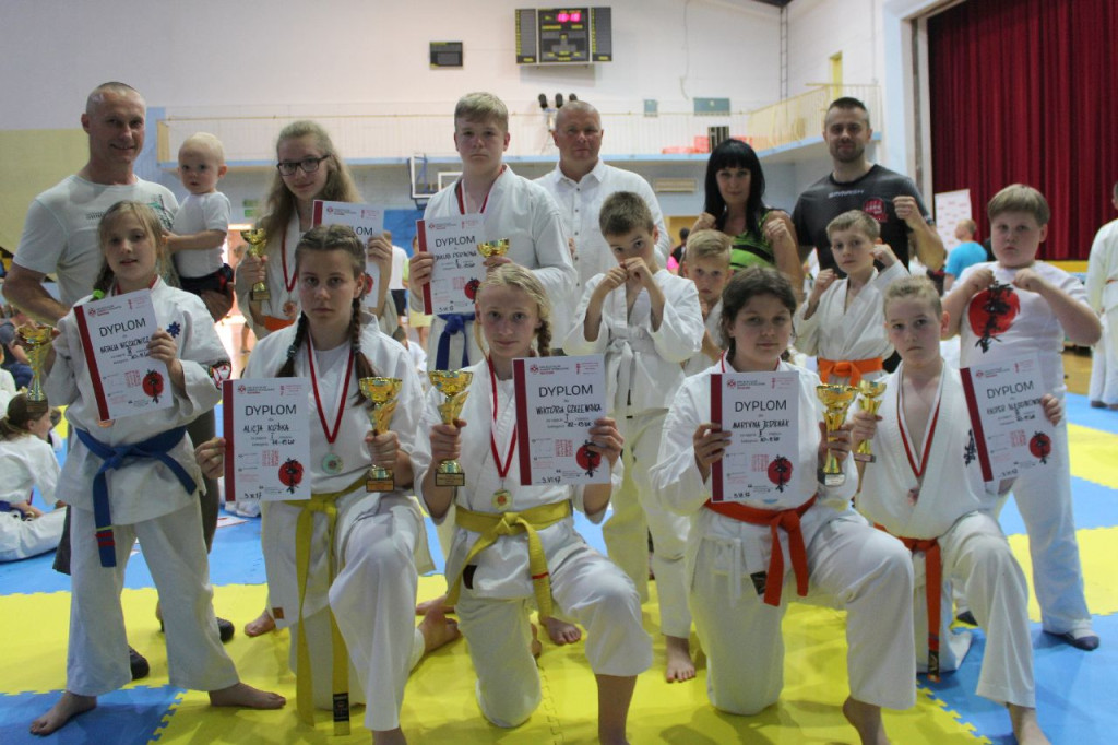 7 medali Koneckiej Sekcji Karate w Kielcach [zdjęcia]