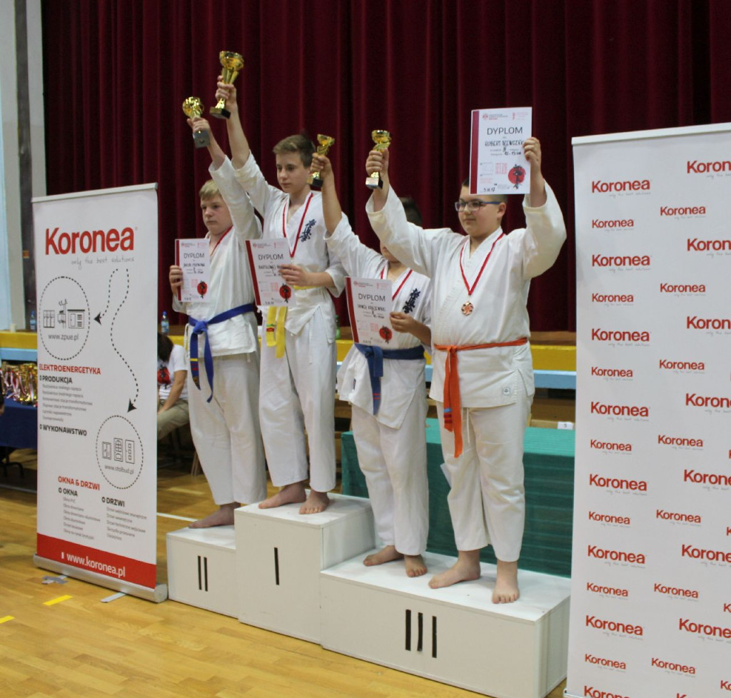 7 medali Koneckiej Sekcji Karate w Kielcach [zdjęcia]