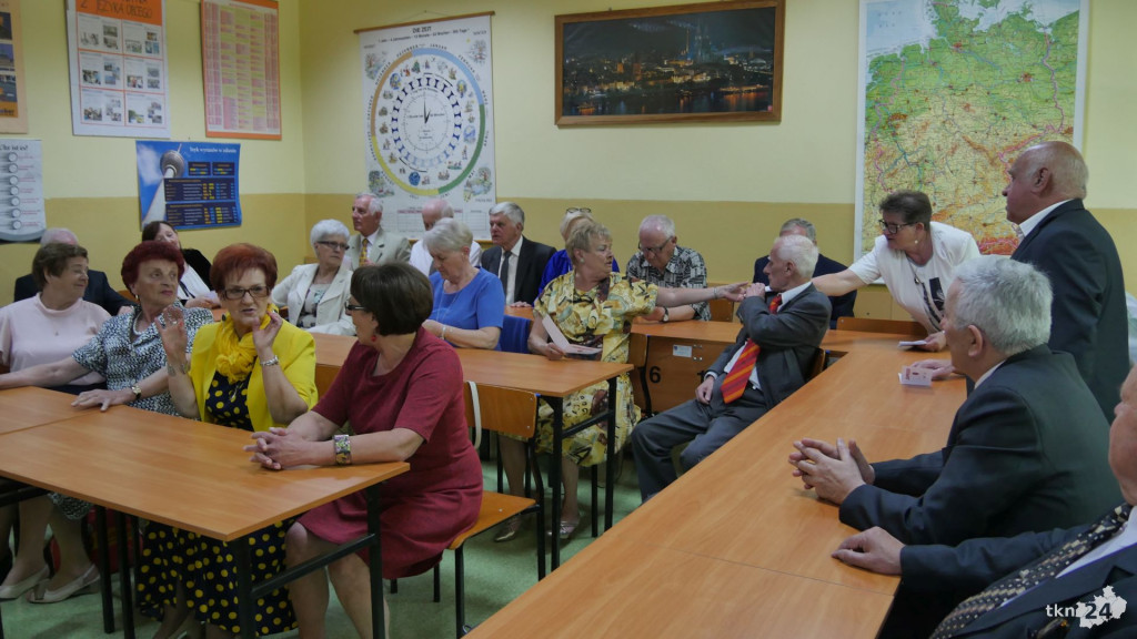 Spotkali się w 50 lat po maturze [zdjęcia]