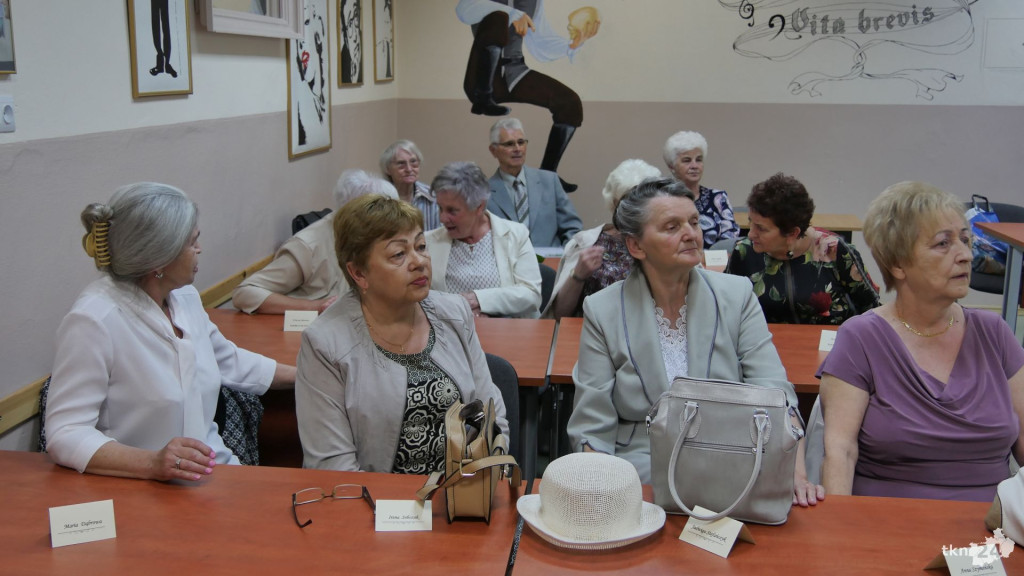 Spotkali się w 50 lat po maturze [zdjęcia]