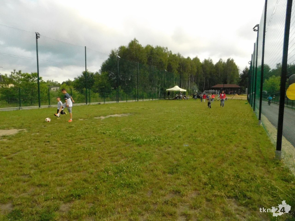 Rodzinnym piknikiem otworzyli nową siłownię! [wideo, zdjęcia]