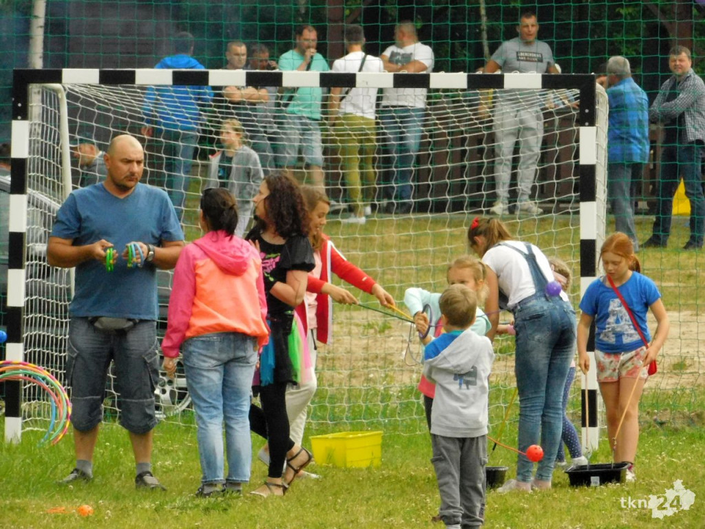 Rodzinnym piknikiem otworzyli nową siłownię! [wideo, zdjęcia]