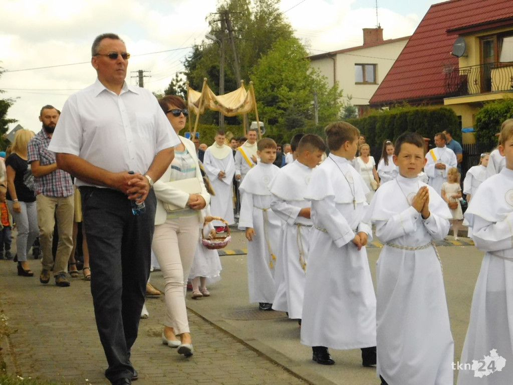 Uroczystość Bożego Ciała 2017 w Końskich [wideo, zdjęcia]