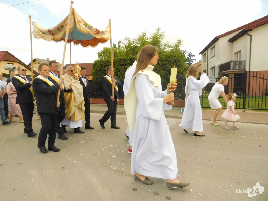 Uroczystość Bożego Ciała 2017 w Końskich [wideo, zdjęcia]