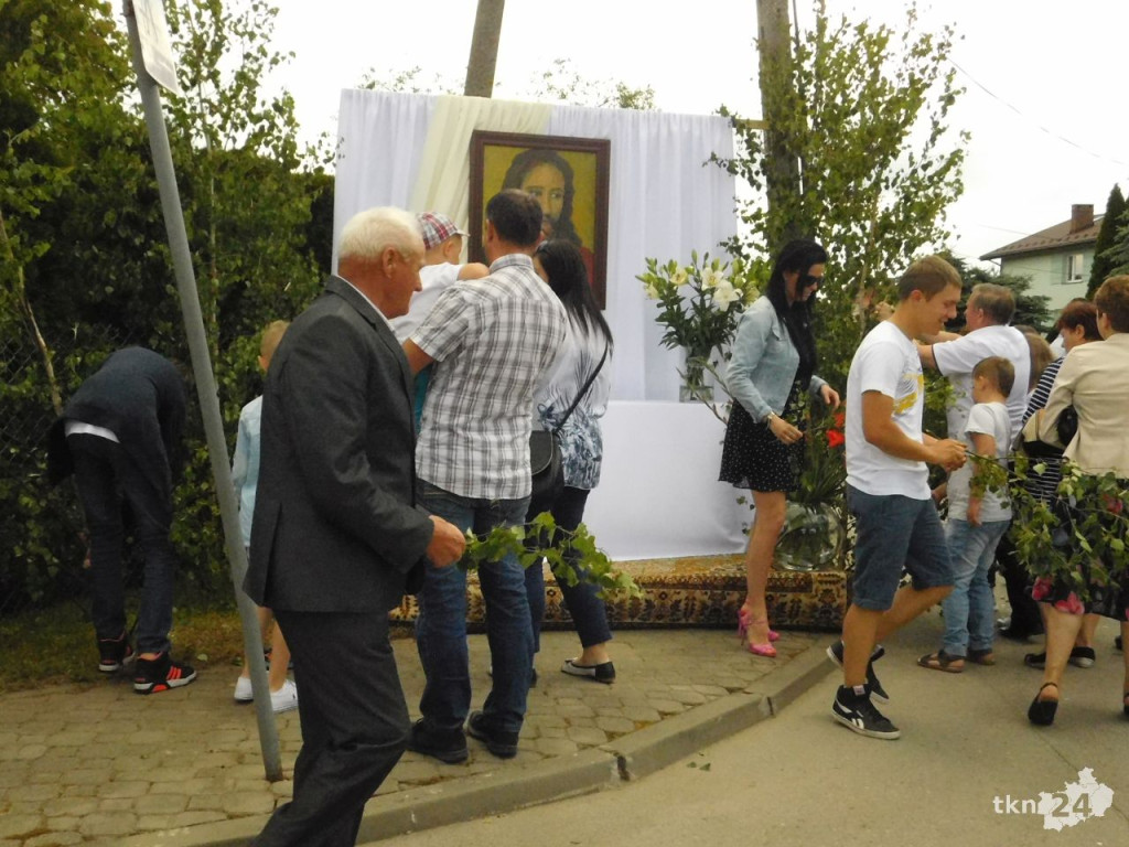 Uroczystość Bożego Ciała 2017 w Końskich [wideo, zdjęcia]
