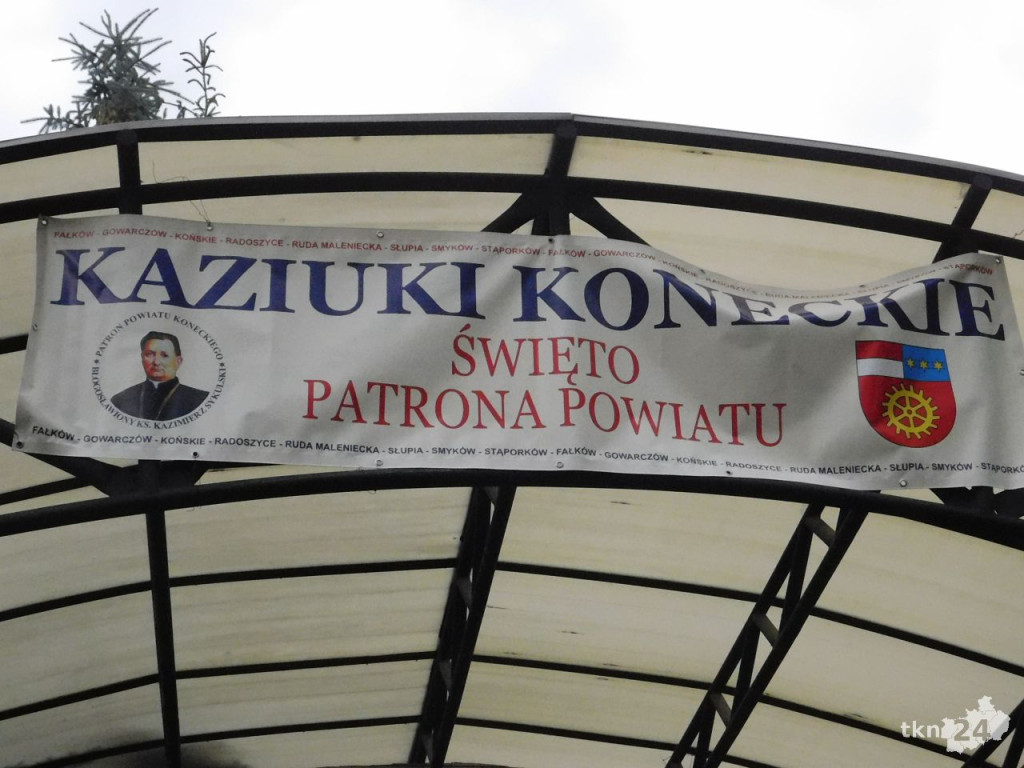 Deszczowe Kaziuki Koneckie 2017 [wideo, zdjęcia]