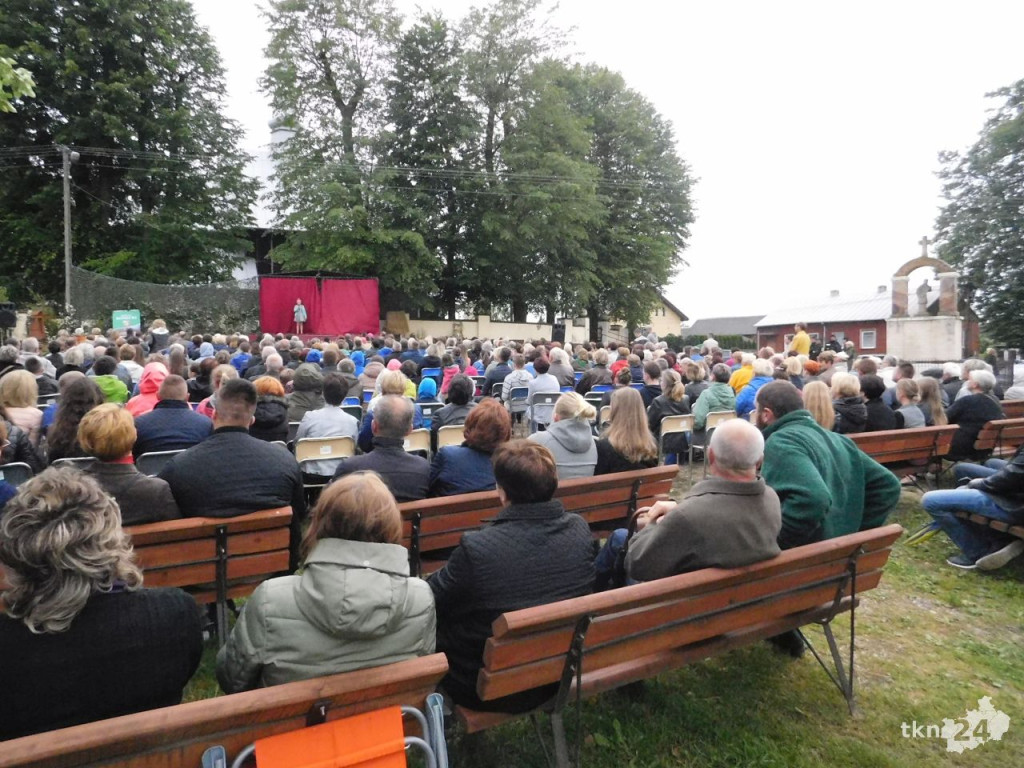Religijna przypowieść spodobała się widzom w Lipie [wideo, zdjęcia]