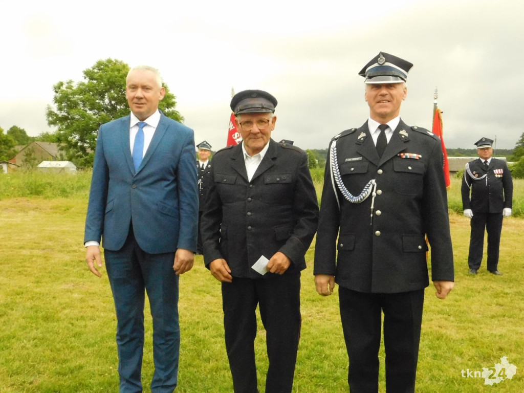Sztandar na 50-lecie OSP w Korytkowie [wideo, zdjęcia]