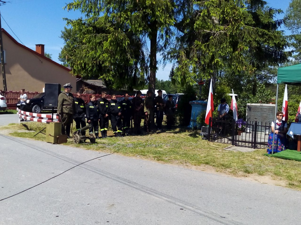 Uczczono pamięć zamordowanych w Budzisławiu [zdjęcia]