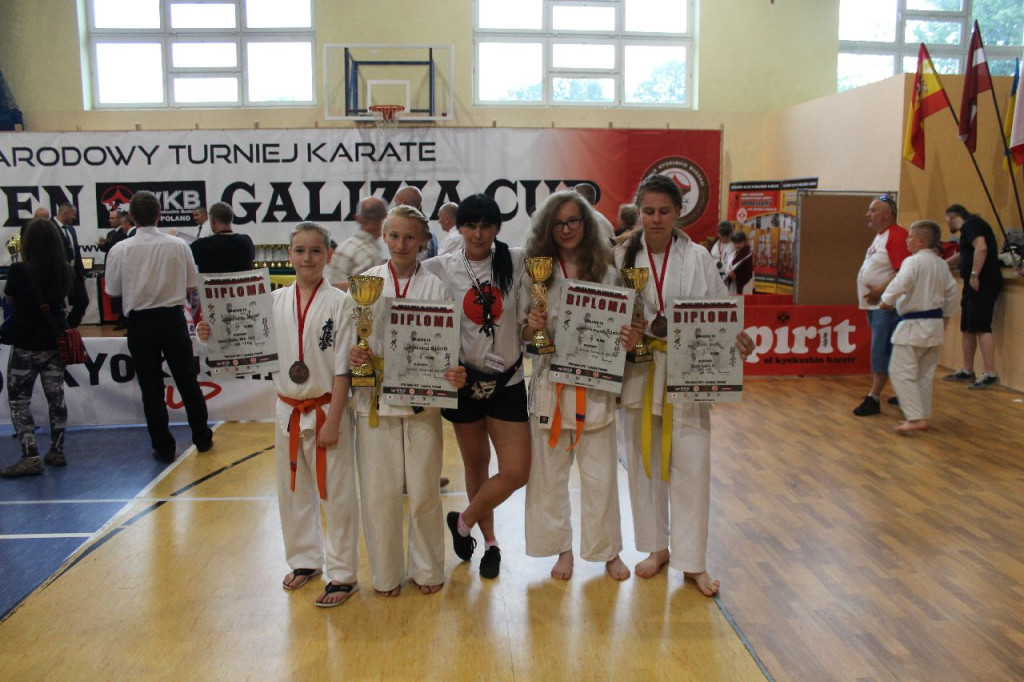 3 medale na zakończenie sezonu dla Koneckiej Sekcji Karate [zdjęcia]