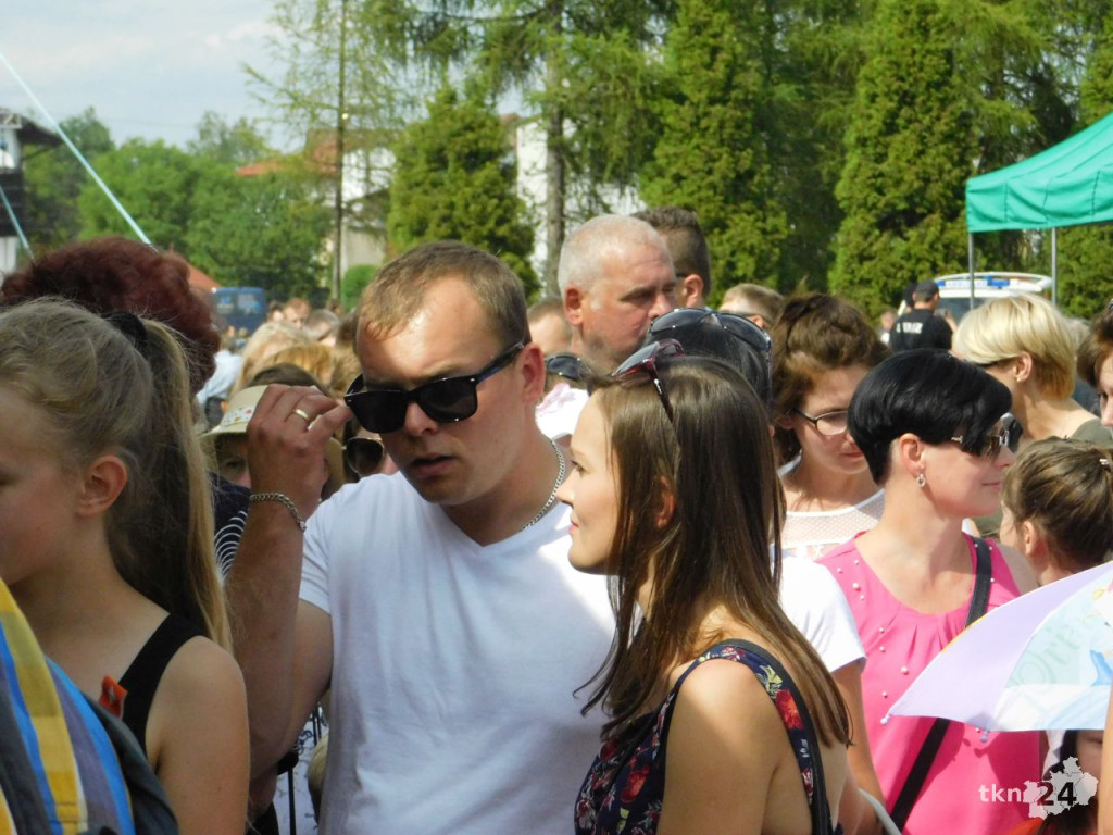 Mnóstwo osób uczestniczy w pikniku Dni Kultury Chrześcijańskiej [galeria zdjęć]