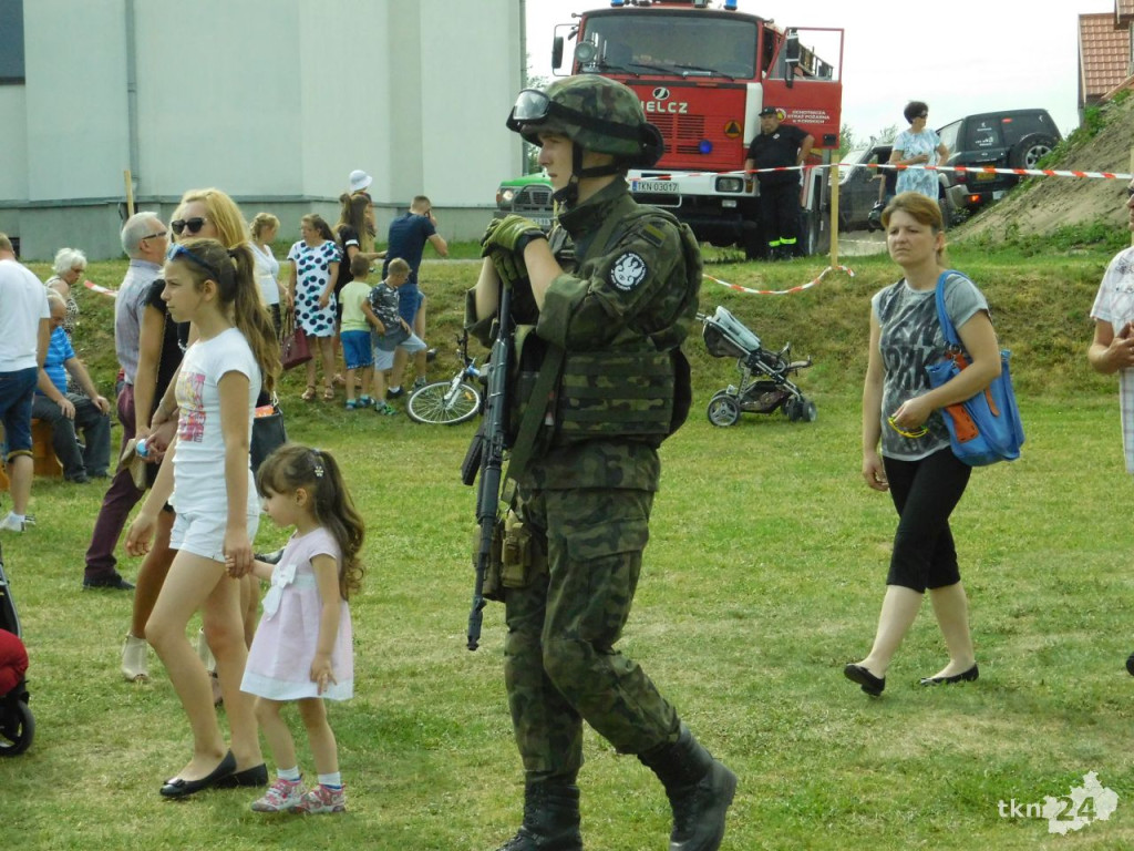 Mnóstwo osób uczestniczy w pikniku Dni Kultury Chrześcijańskiej [galeria zdjęć]