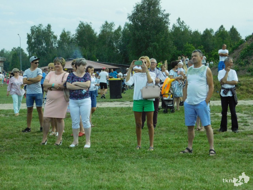 Mnóstwo osób uczestniczy w pikniku Dni Kultury Chrześcijańskiej [galeria zdjęć]