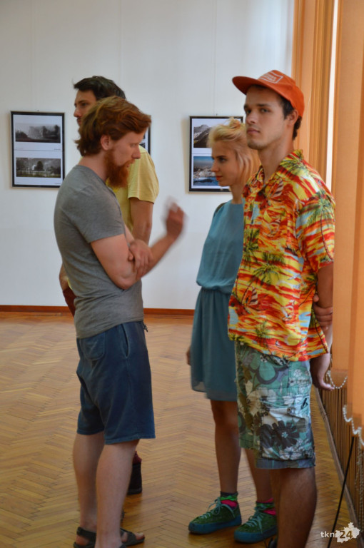 Fotografia Ojczysta w koneckim Domu Kultury [wideo, zdjęcia]