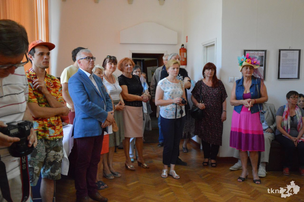 Fotografia Ojczysta w koneckim Domu Kultury [wideo, zdjęcia]