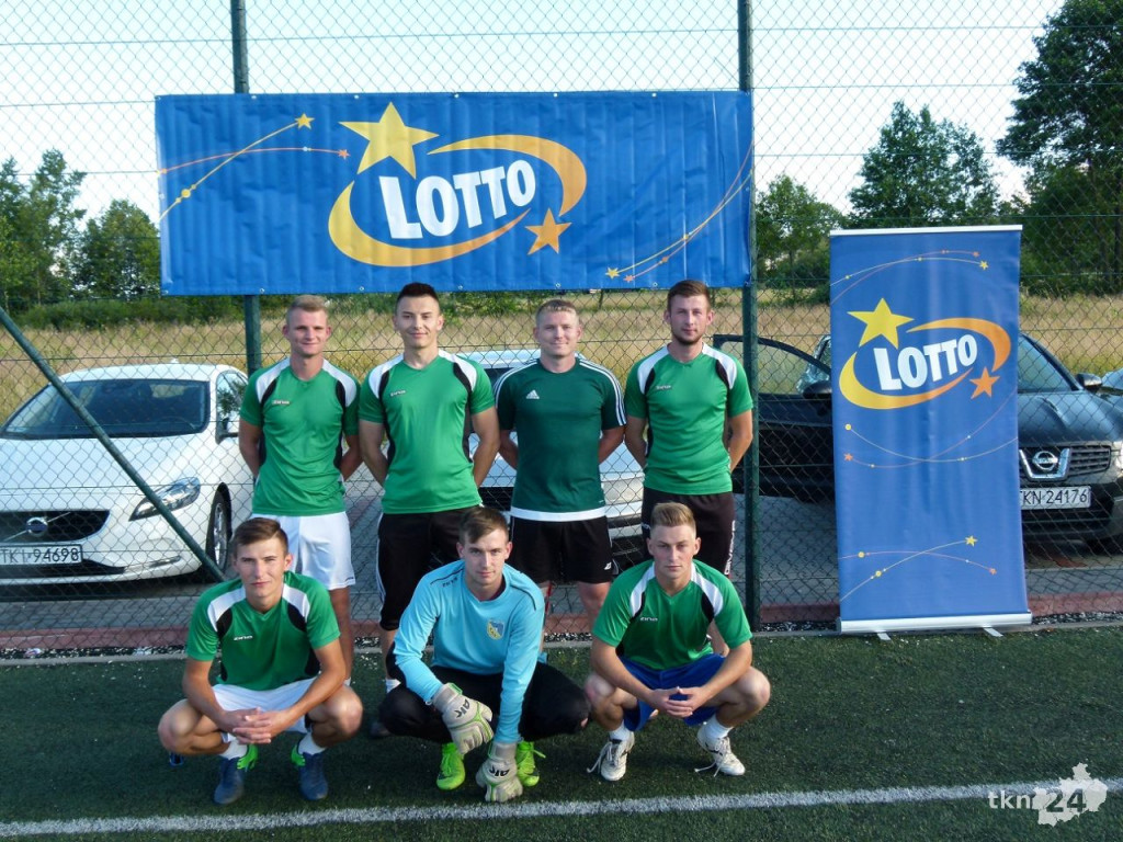 Ruszyła piłkarska liga na Orliku w Smykowie [zdjęcia]