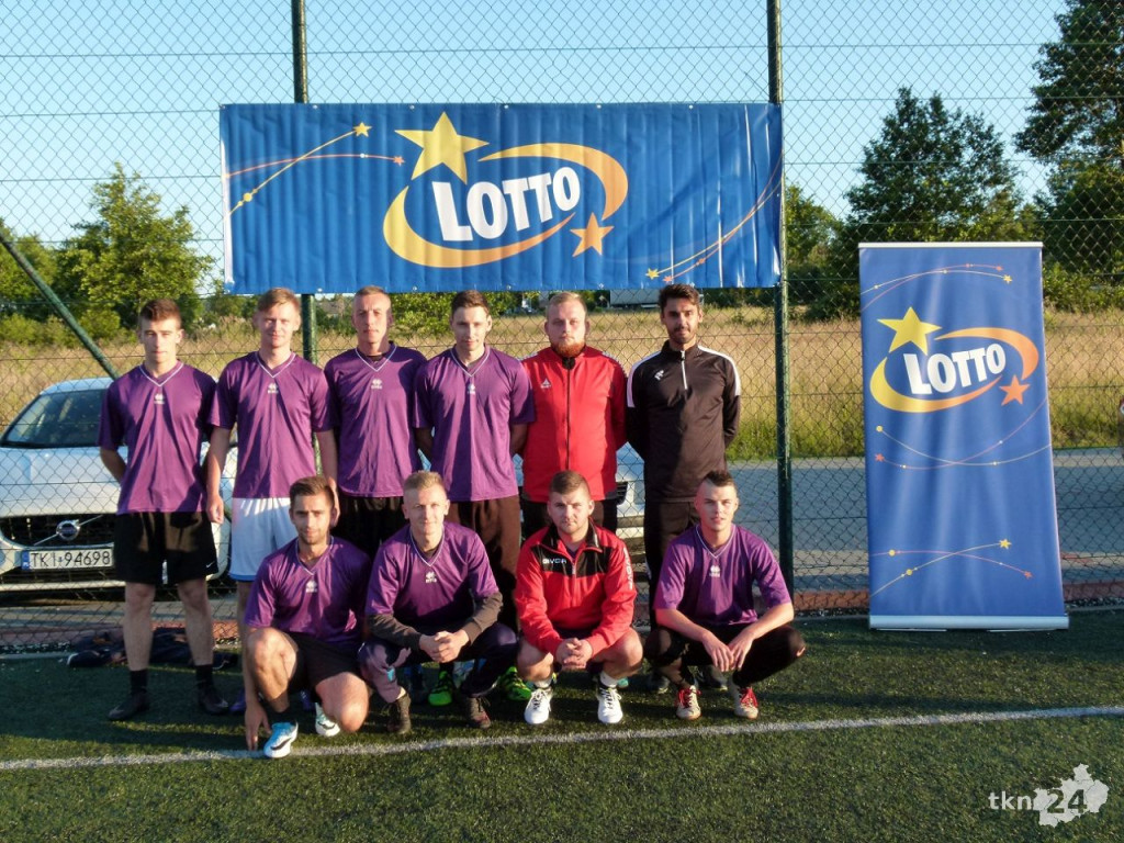 Ruszyła piłkarska liga na Orliku w Smykowie [zdjęcia]