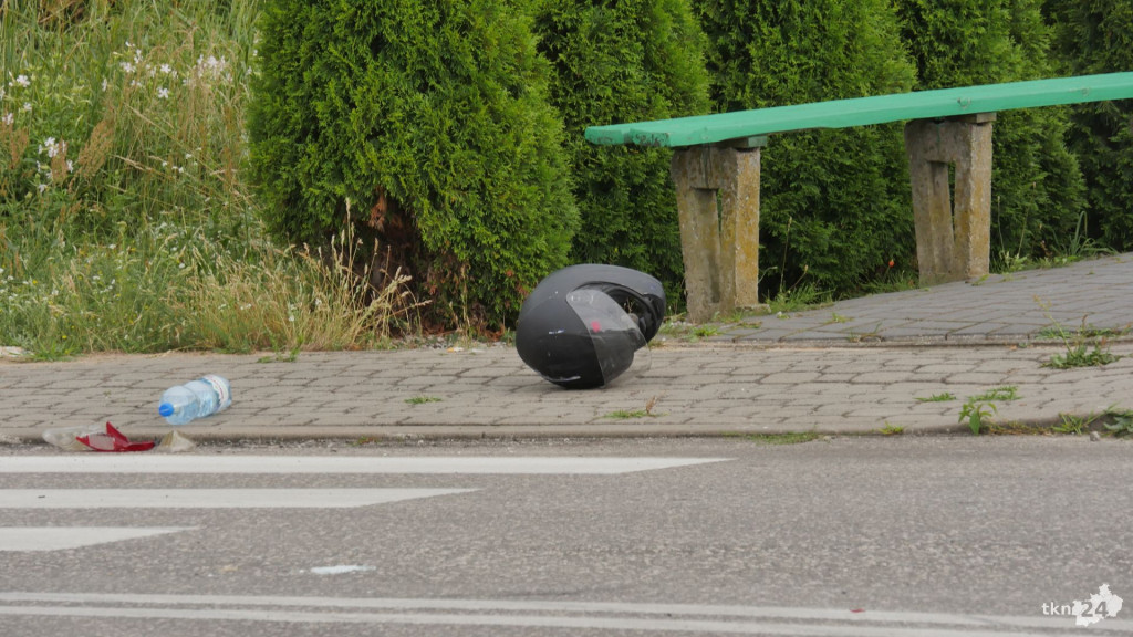Końskie: Motorowerzysta został ranny po zderzeniu z Audi! [zdjęcia]