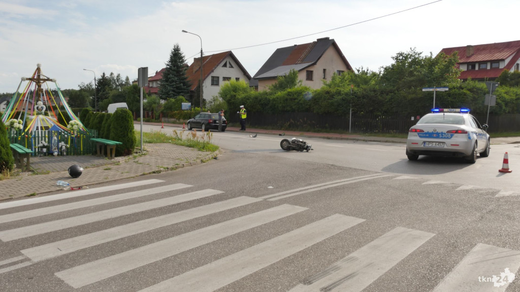 Końskie: Motorowerzysta został ranny po zderzeniu z Audi! [zdjęcia]