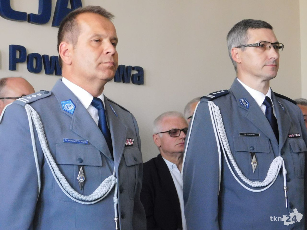 Koneccy policjanci świętowali wspólnie z Komendantem Wojewódzkim [wideo, zdjęcia]