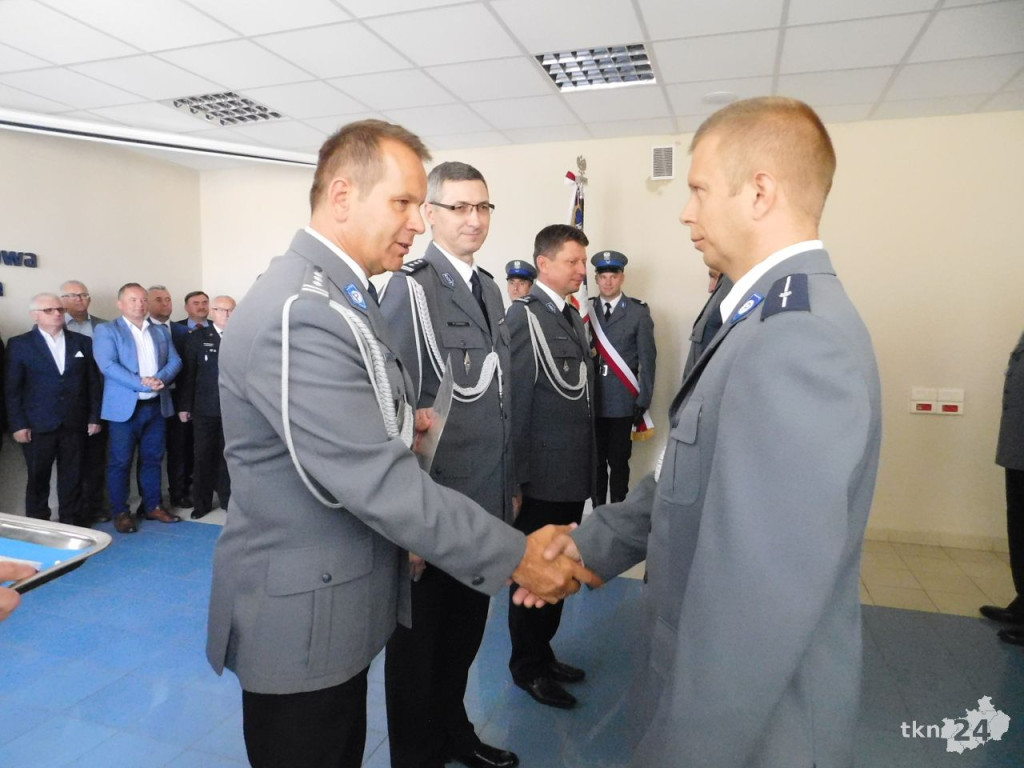 Koneccy policjanci świętowali wspólnie z Komendantem Wojewódzkim [wideo, zdjęcia]