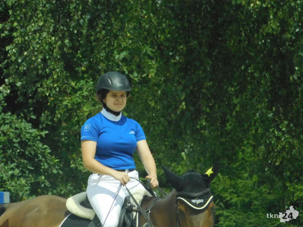 Piękne konie i sportowe emocje w Stajni u Ciepłego [wideo, zdjęcia]