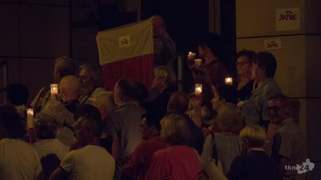Aktualizacja: Konecczanie w niedzielę też wyszli przed sąd [zdjęcia]