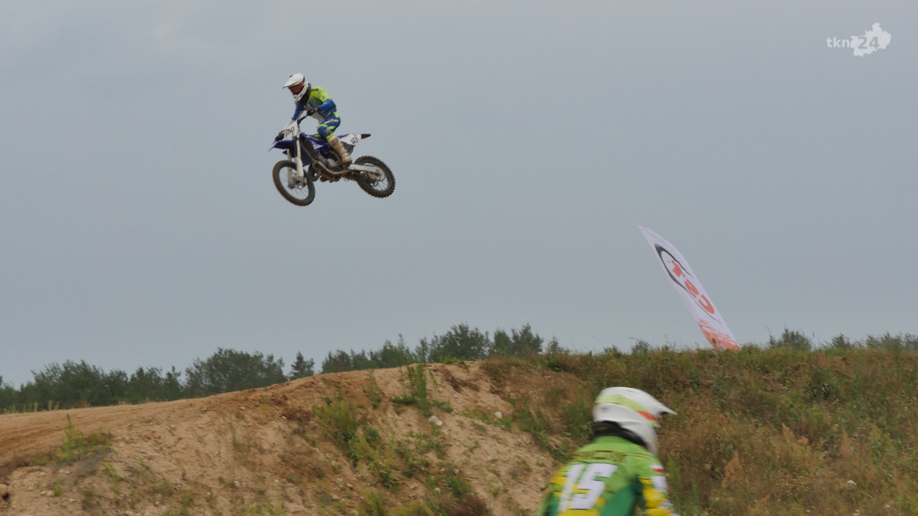 Wielkie emocje podczas widowiskowych zawodów w Motocrossie! [wideo, zdjęcia]