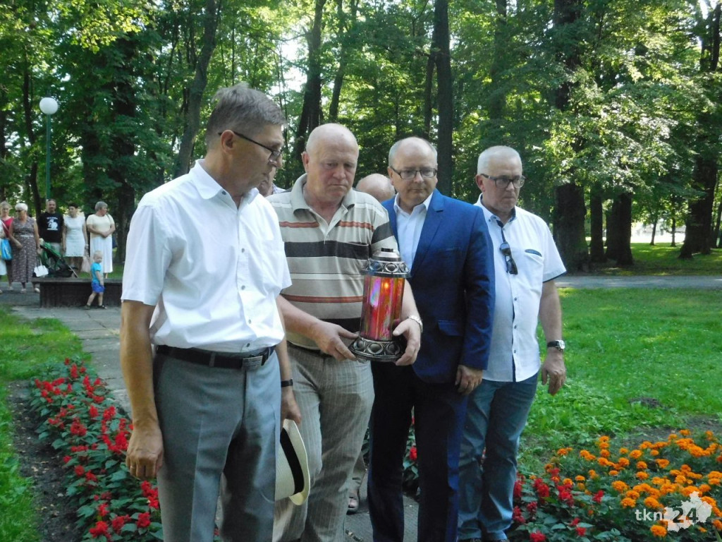 Oddaliśmy hołd poległym podczas Powstania Warszawskiego [wideo]