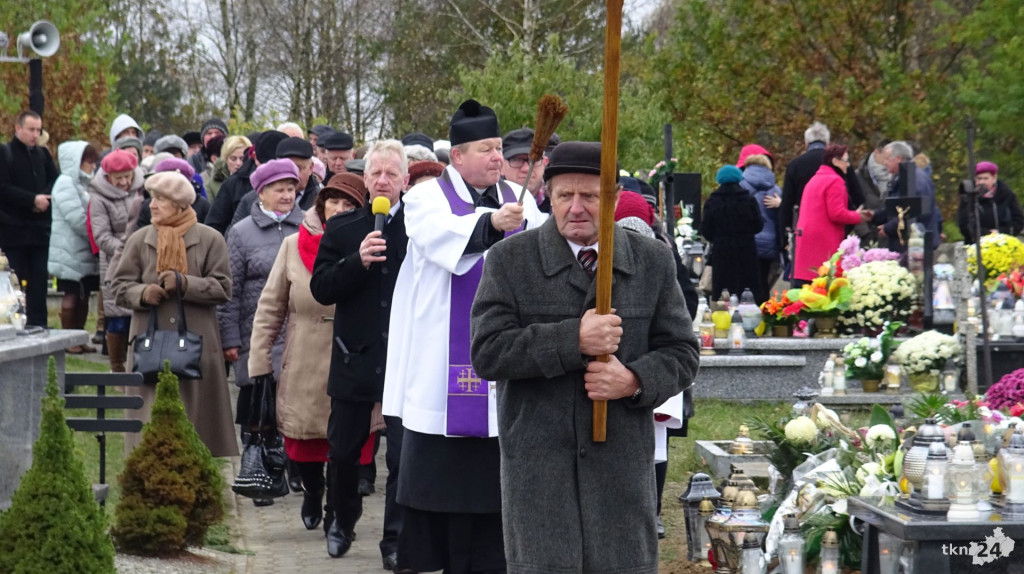 Wszystkich Świętych 2017 w Powiecie Koneckim [wideo, zdjęcia]