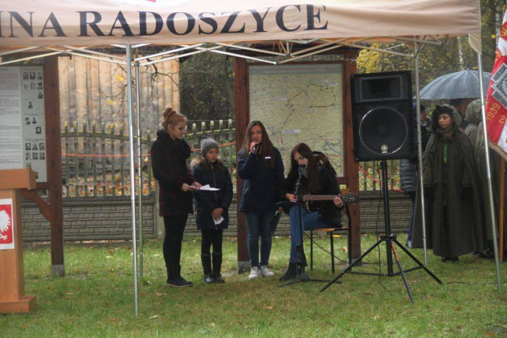 Upamiętniono pobyt mjr. Hubala w Zychach [zdjęcia]