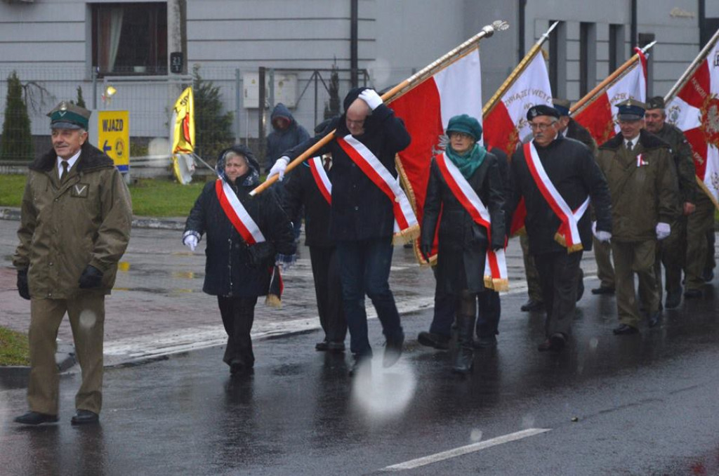 Bardzo artystyczne obchody Święta Niepodległości w Stąporkowie [zdjęcia, wideo]