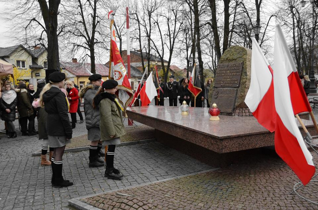 Z wolności Polski cieszyła się społeczność Radoszyc [zdjęcia]