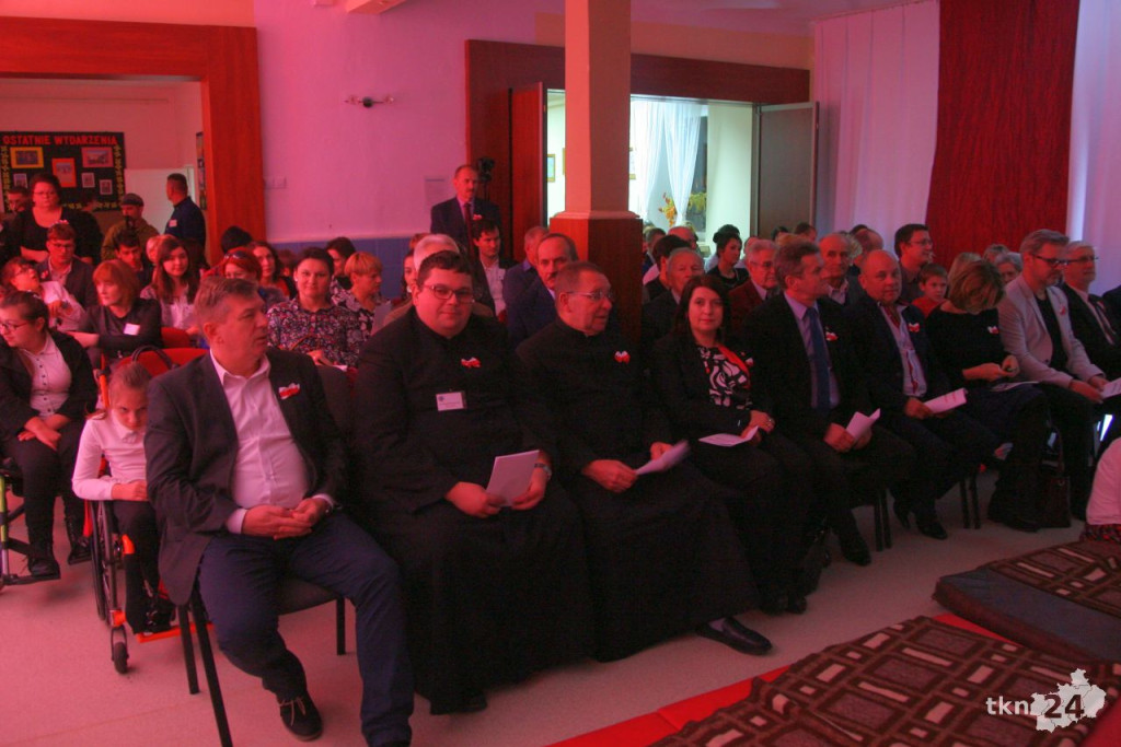 Barycz: Patriotyczne widowisko w Internacie [wideo, zdjęcia]