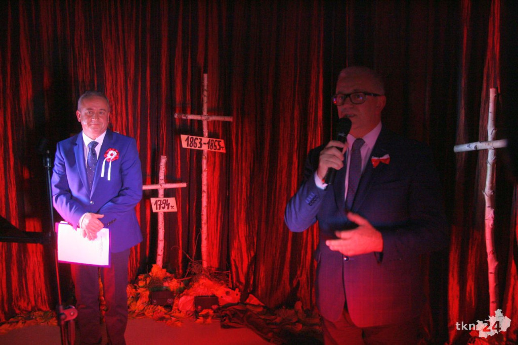 Barycz: Patriotyczne widowisko w Internacie [wideo, zdjęcia]
