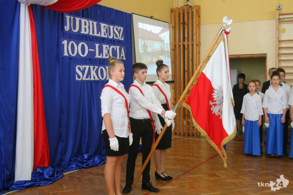 Relacja wideo: Stulecie szkoły w Czermnie! [zdjęcia, wideo]