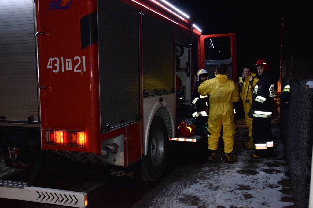 Duże zatrucie czadem w Fałkowie. Przyczyny są ustalane [zdjęcia]