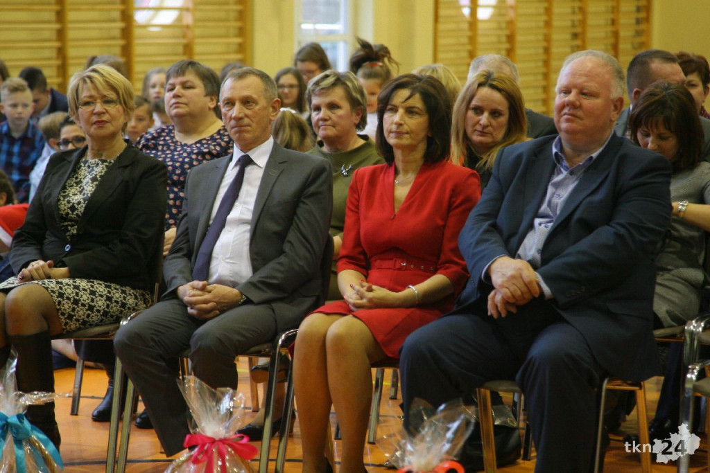 Szkoła w Królewcu jak nowa i z dofinansowaniem! [wideo, zdjęcia]