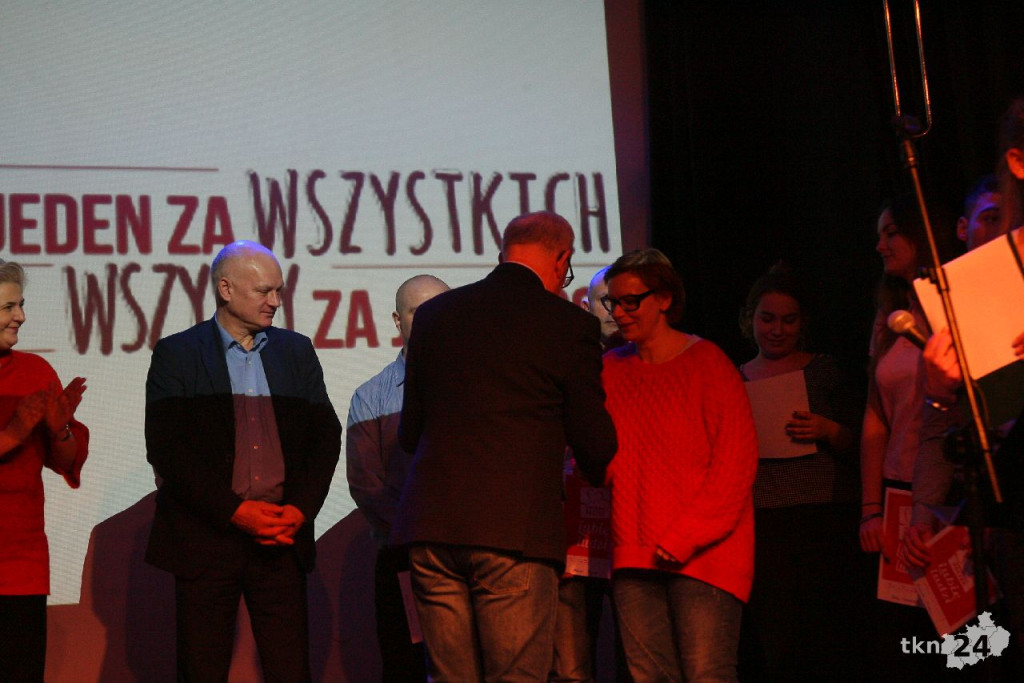 Szlachetna Paczka pomyślnie przebiegła w Końskich [wideo, zdjęcia]