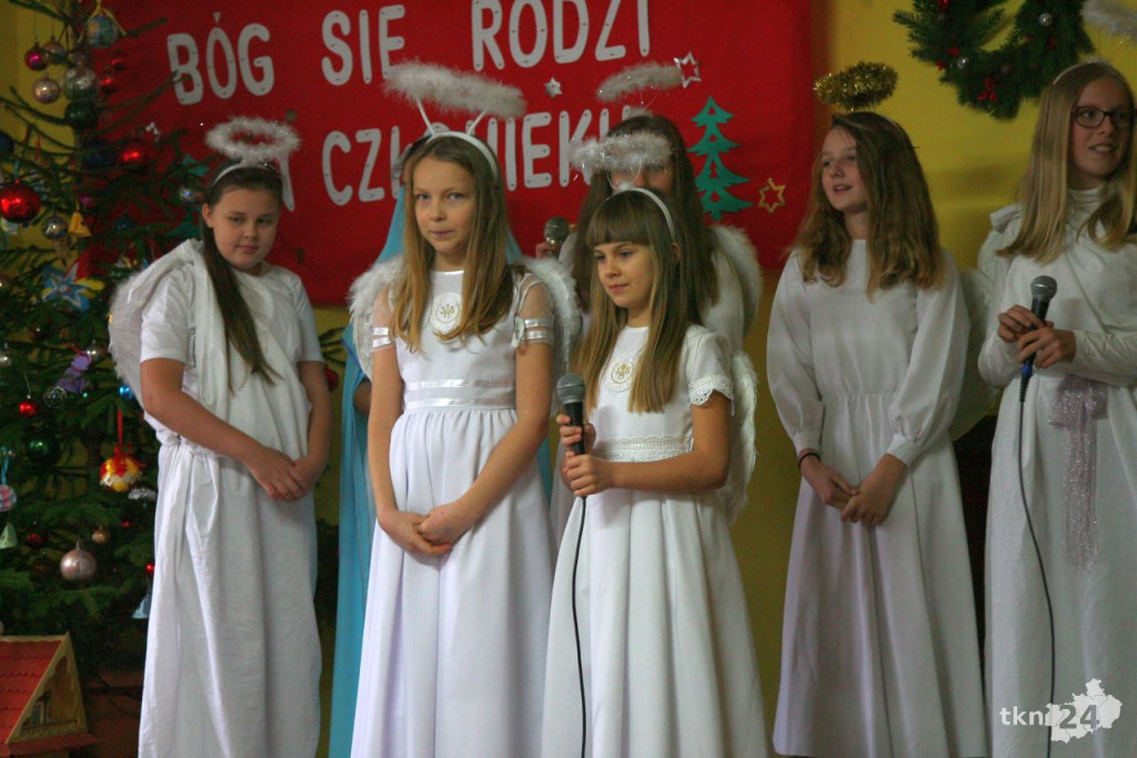 Wigilia dla samotnych z gminy Słupia (Konecka) [wideo, zdjęcia]