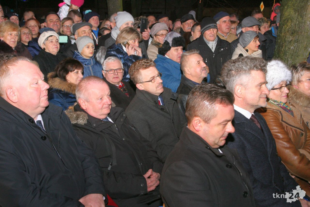 Radoszyce są już miastem! W Sylwestra świętowano odzyskanie praw [wideo, zdjęcia]
