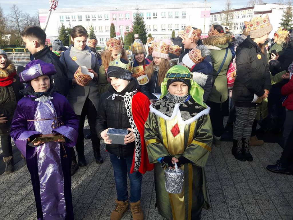 Trzej Królowie odwiedzili Stąporków [zdjęcia]