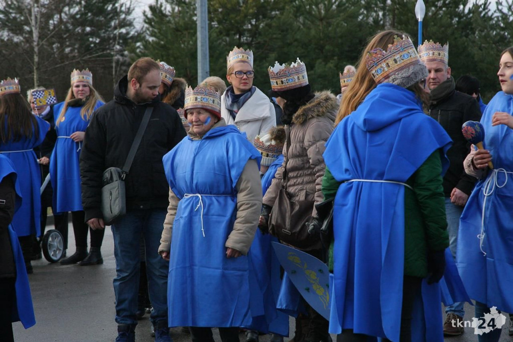 Relacja wideo: Orszak Trzech Króli 2018 w Końskich [wideo, zdjęcia]