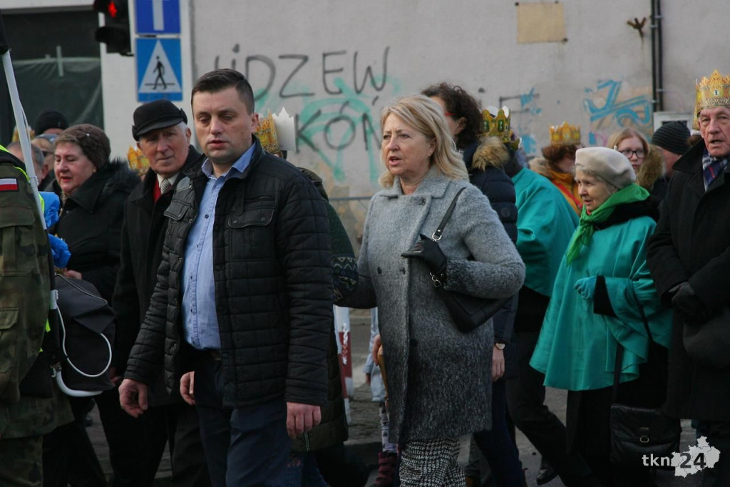 Relacja wideo: Orszak Trzech Króli 2018 w Końskich [wideo, zdjęcia]