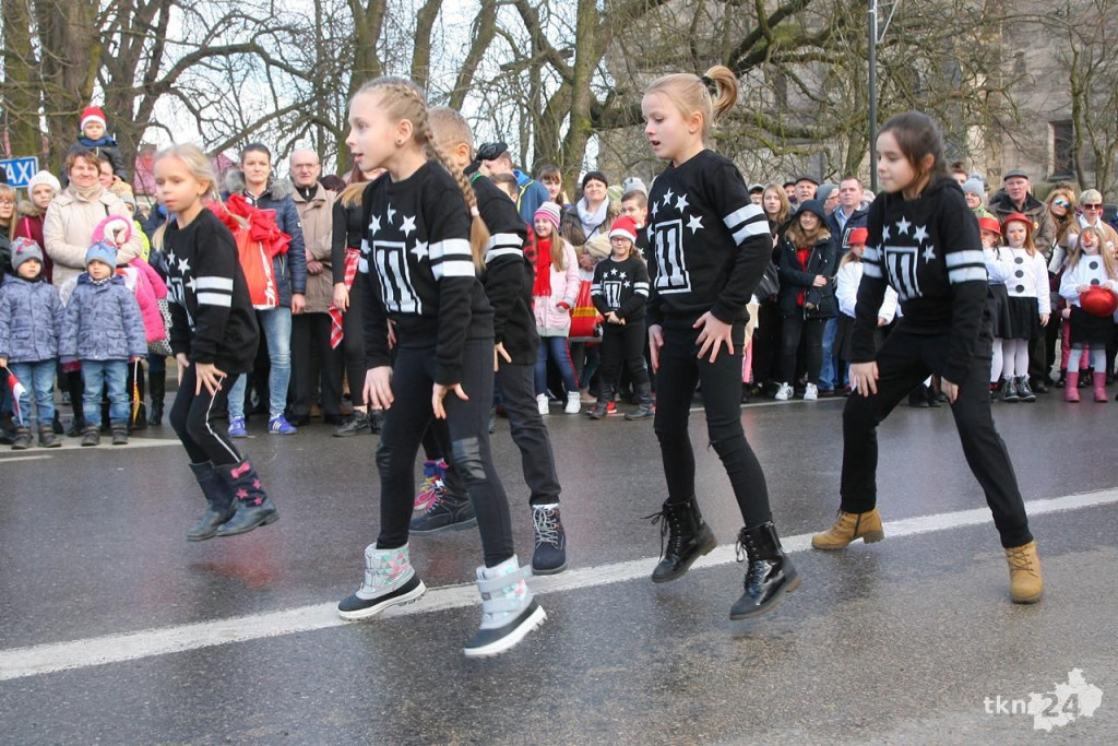 Relacja wideo: Orszak Trzech Króli 2018 w Końskich [wideo, zdjęcia]