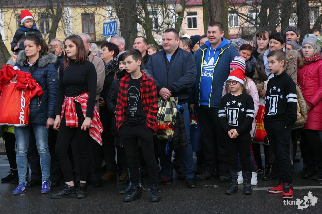 Relacja wideo: Orszak Trzech Króli 2018 w Końskich [wideo, zdjęcia]